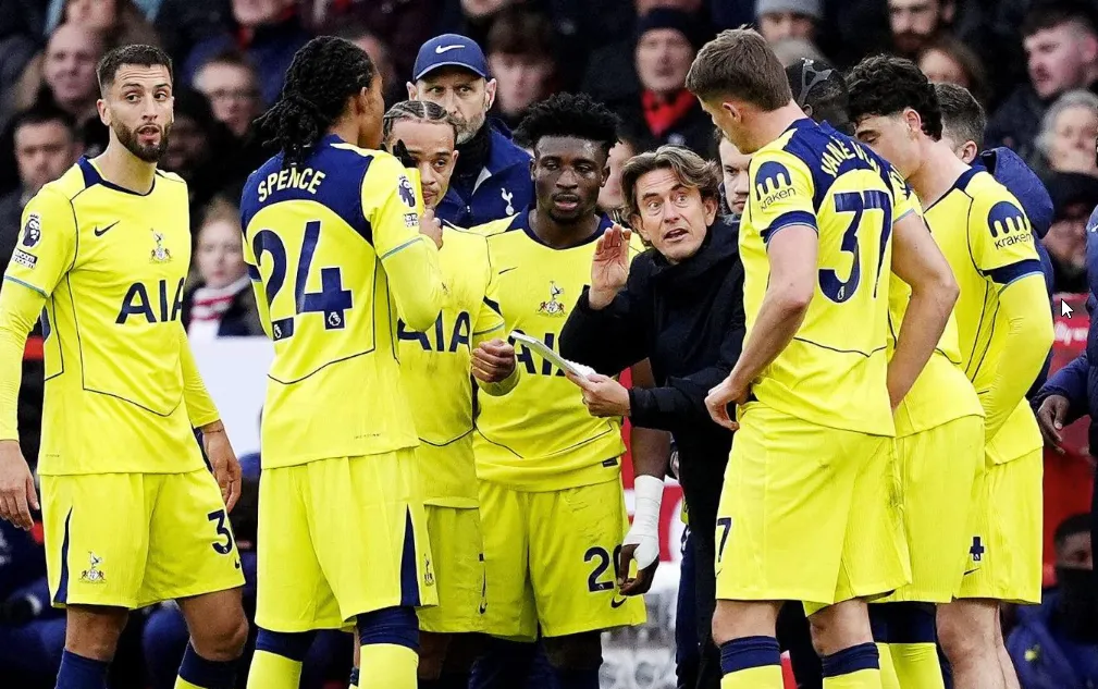 Player Psychology: The Emotional Rollercoaster of a Sub